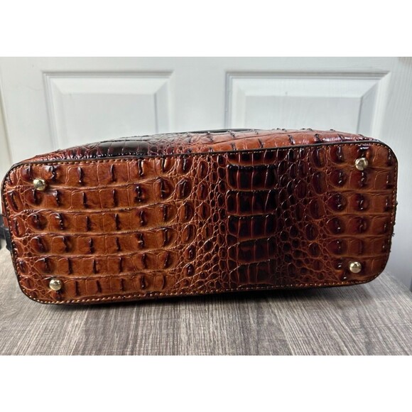 Mia Collection Autumn Tote & Wristlet Set Croco Black Crossbody or Satchel - Picture 13 of 16